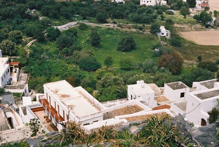 Lindos2002-F3-18